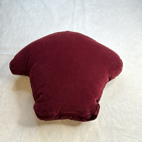 VERSACE RARE LARGE MEDUSA HEAD RED VELVET ACCENT THROW PILLOW  EMBROIDERED HEAD - Picture 3 of 9